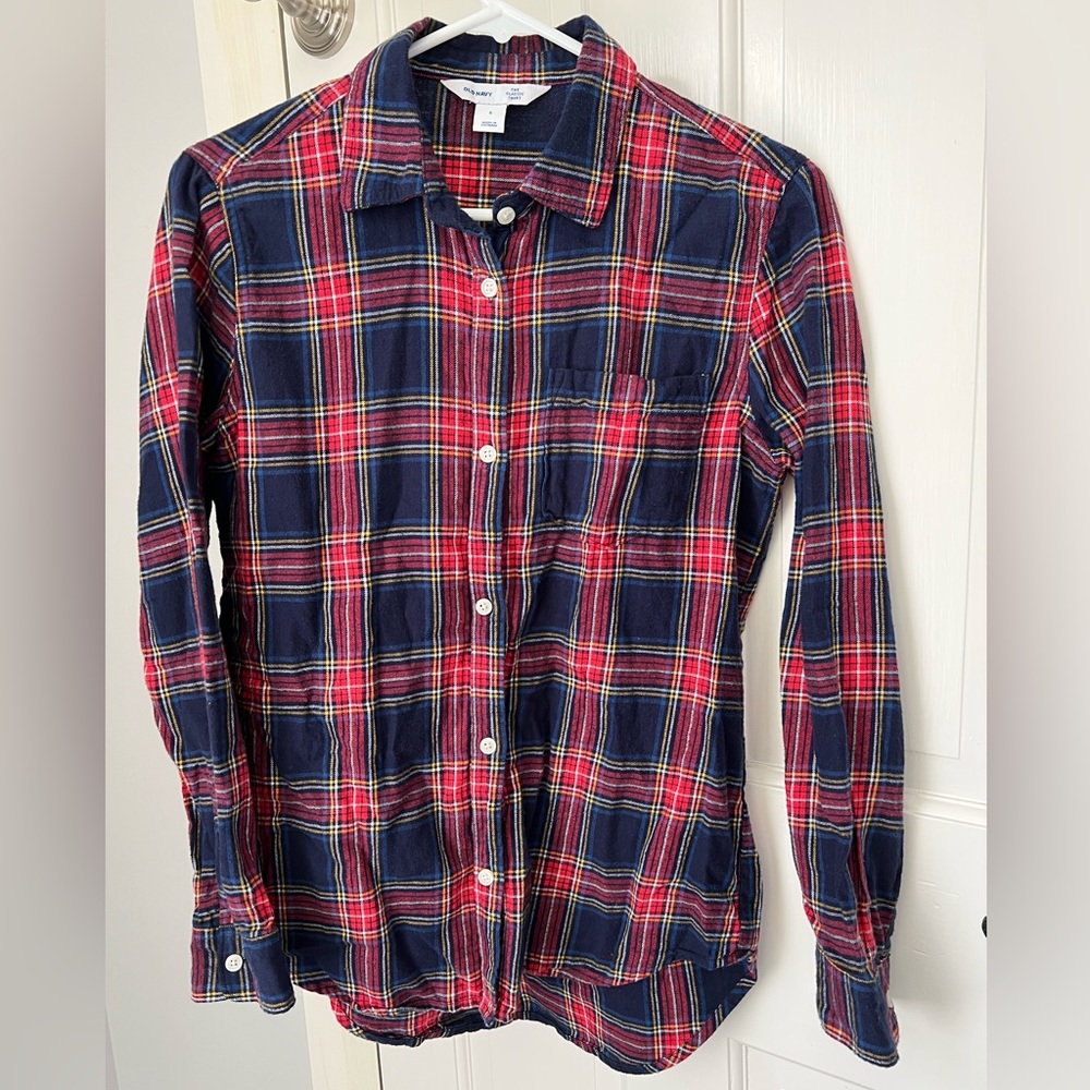 Old Navy flannel button down shirt, blue/red, women's size small